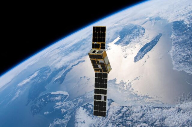 nanosatelite_opencosmos.jpg