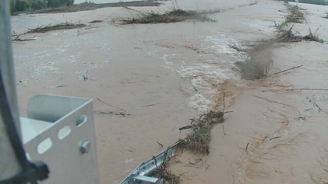 Imatge del barranc de la Galera amb les pluges torrencials (Protecció Civil)